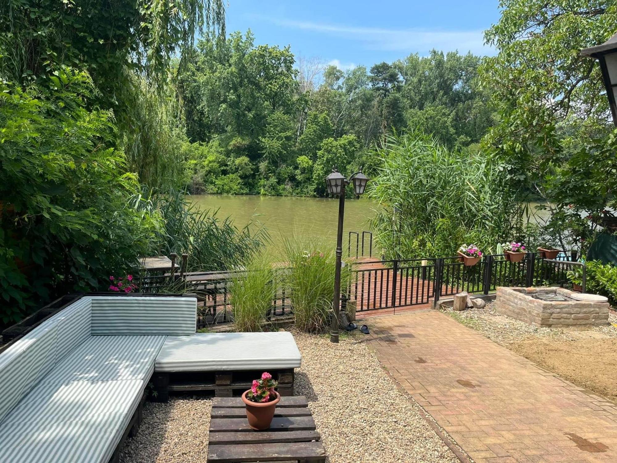 Csuka48 Apartman Sarvaš Exteriér fotografie